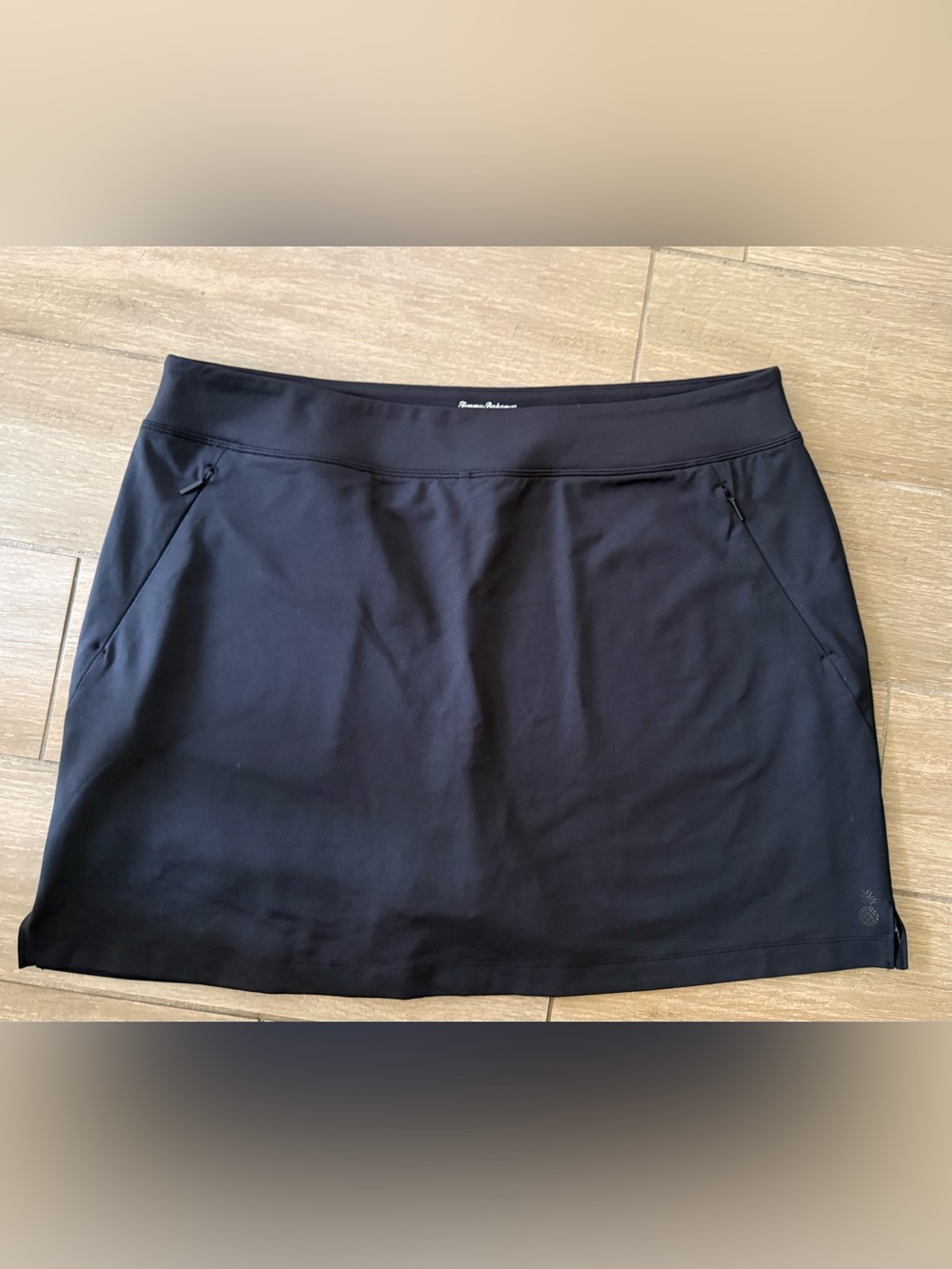 Tommy Bahama Black Island Zone Skirt Pockets  Built in Shorts Size Large